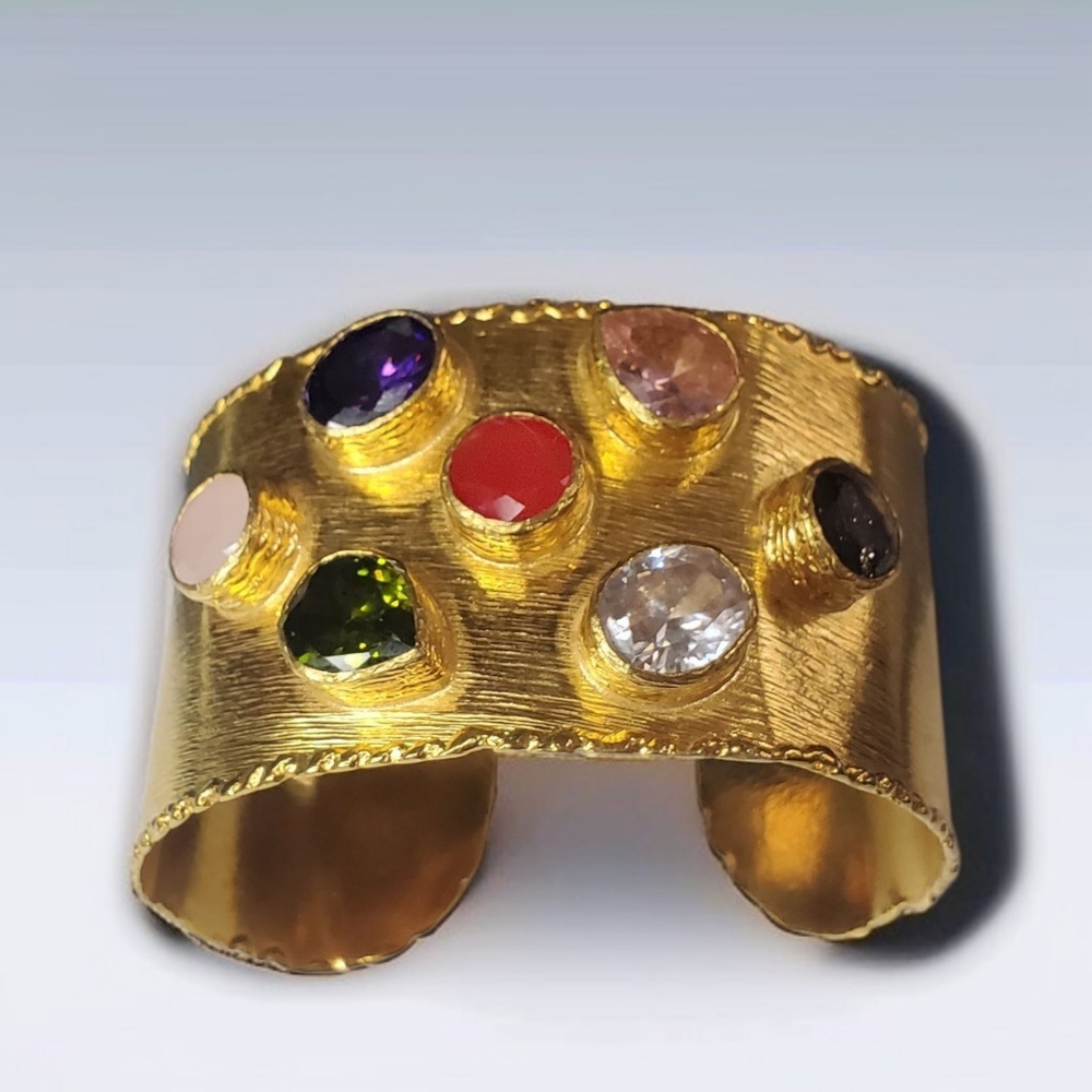 18k Triple Gold Plated Luxury Jeweled Cuff Bracelet - Picture 8 of 8